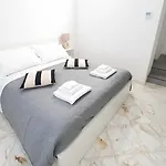 Akita Dimora 3* Bari